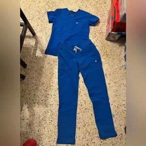 Figs scrubs set women’s XXS top Bottims XS